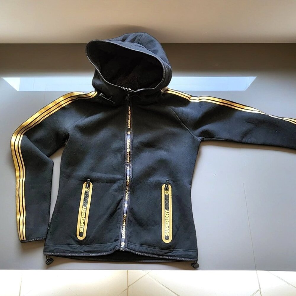 NWOT SuperDrySport Gold Warm Hooded Sport Jacket with gold trim. Sz 10 US